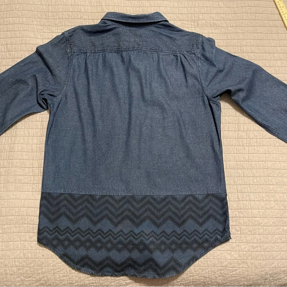 On The Byas Long Sleeve Button Down Shirt Adult Size Large - Picture 8 of 8